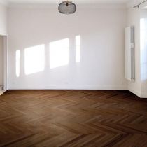 Parquet Bâtons Rompus Chêne Massif Vernis Noyer